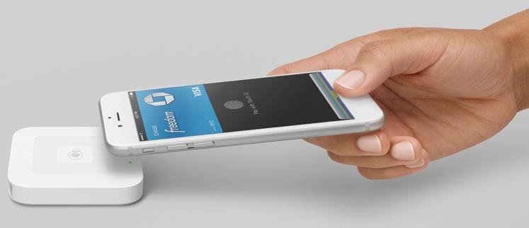 Square previews new apple pay card reader